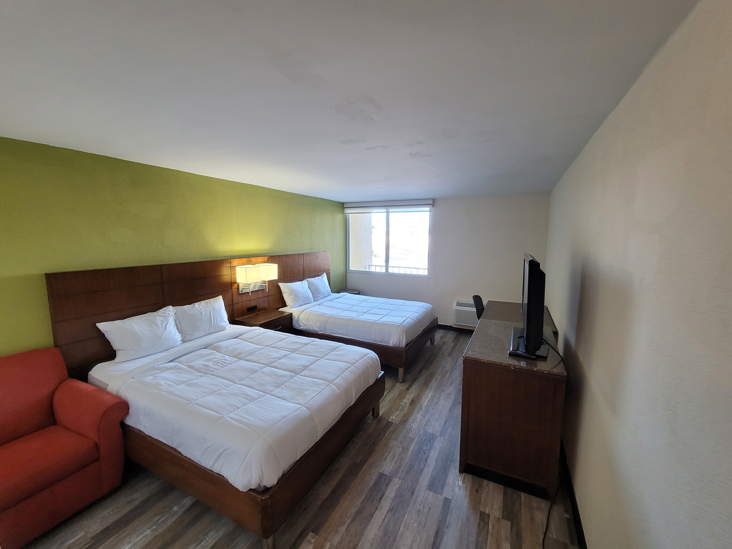 Double Queen Room